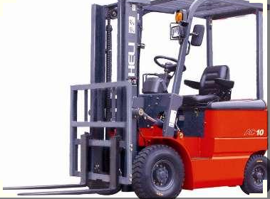 氦气叉车运行CPQD30-3吨